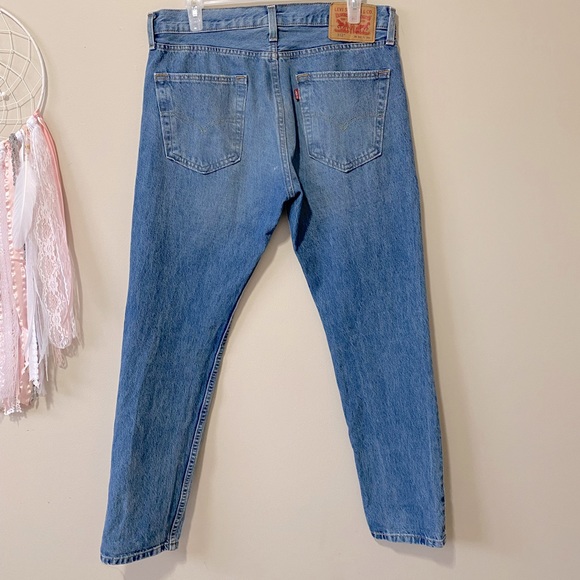 levi’s 512 boyfriend slim taper jeans - Picture 5 of 11